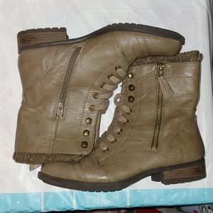 Limelight Taya Winter Combat Boots Size 10
